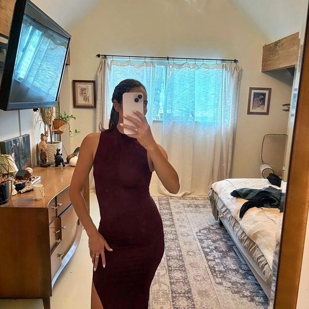 Forever 21 Burgundy Mock Neck Sleeveless Bodycon Midi Dress with Side Slit Small